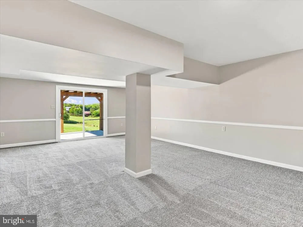 13902 PONTIUS LANE Hagerstown, MD 21740
