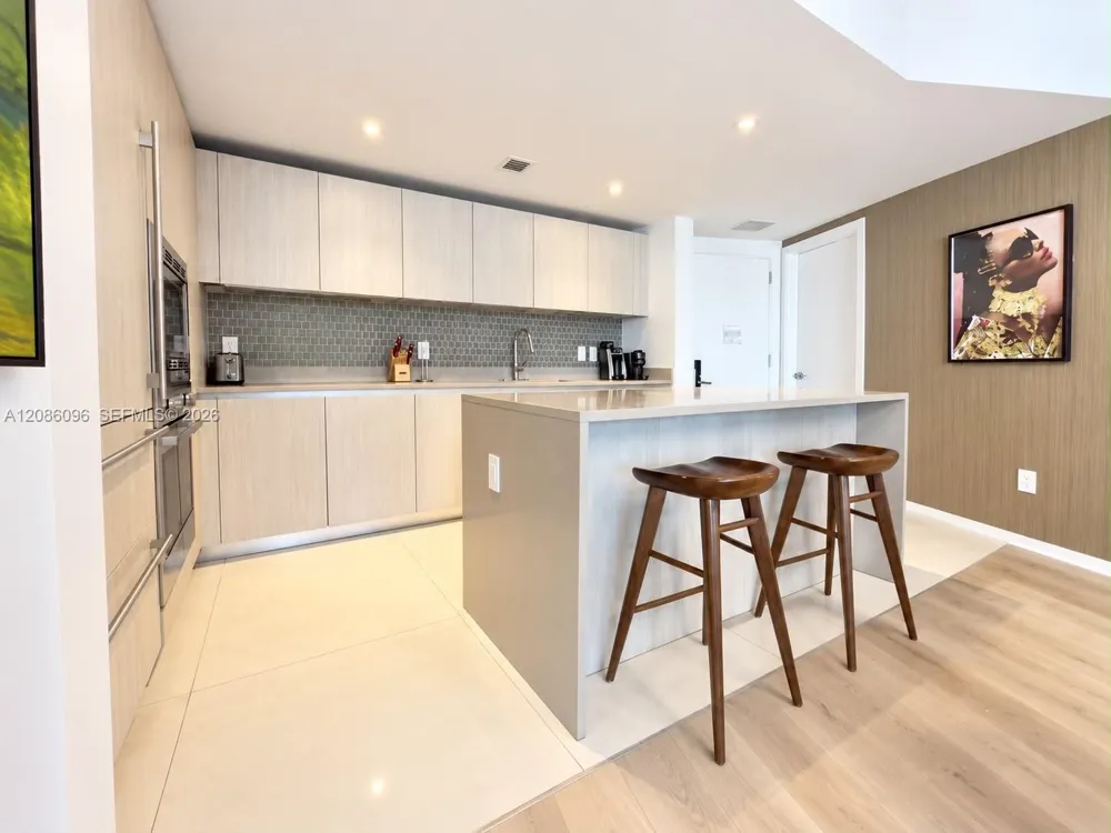 4111 S Ocean Dr #1904 Hollywood, FL 33019