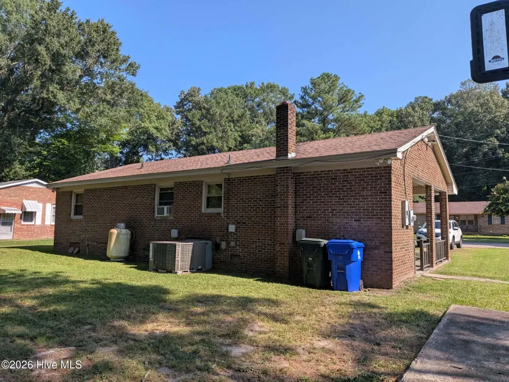 216 E Troy Street E Ahoskie, NC 27910