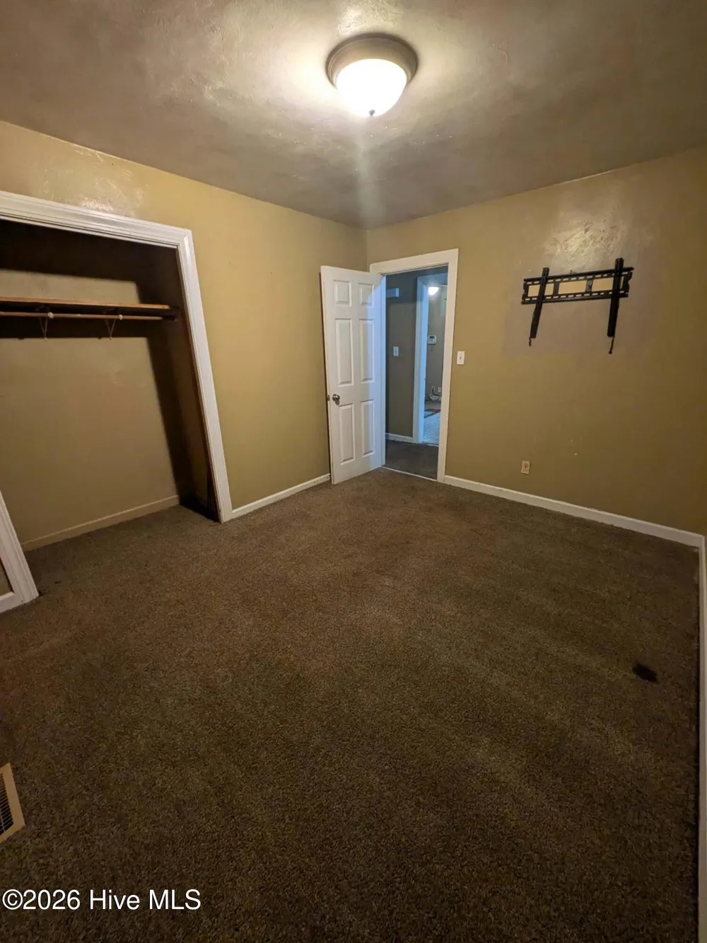 216 E Troy Street E Ahoskie, NC 27910
