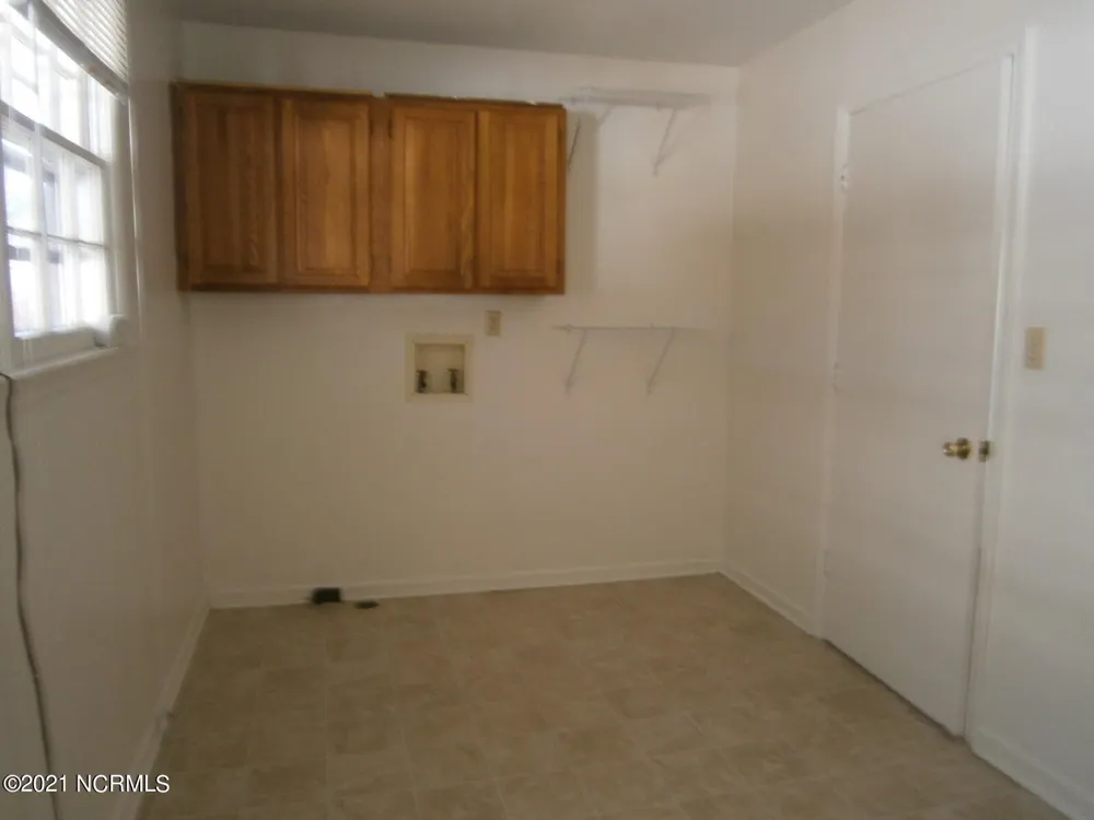 112 Ramona Avenue Jacksonville, NC 28540