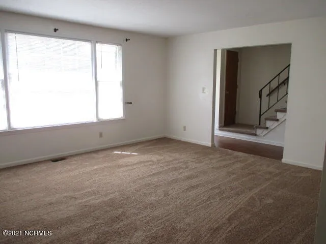 112 Ramona Avenue Jacksonville, NC 28540