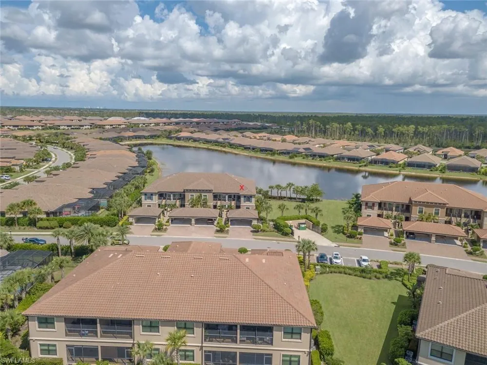 9419 Benvenuto Court #204 Naples, FL 34119
