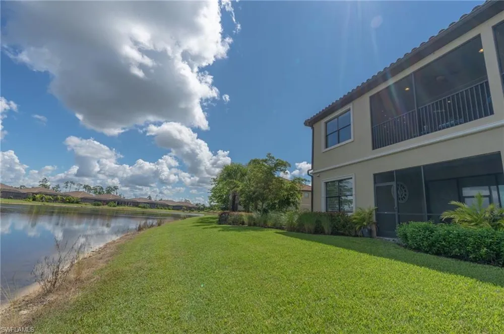 9419 Benvenuto Court #204 Naples, FL 34119
