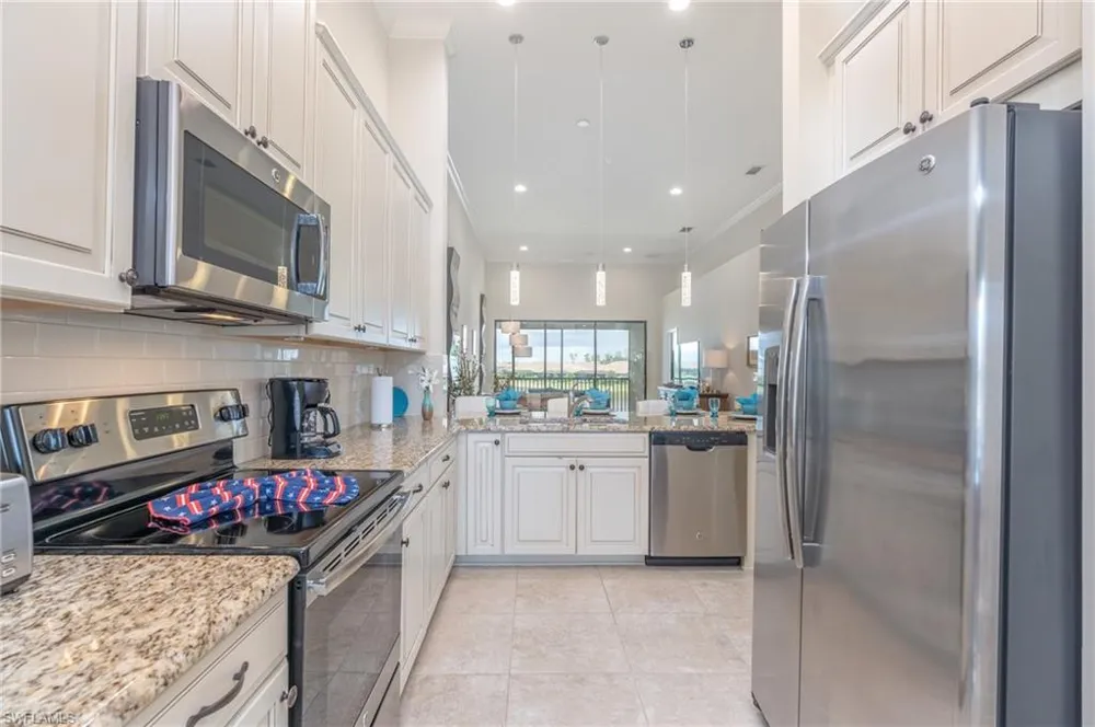 9419 Benvenuto Court #204 Naples, FL 34119