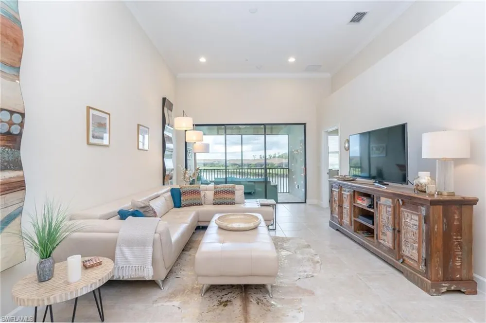 9419 Benvenuto Court #204 Naples, FL 34119