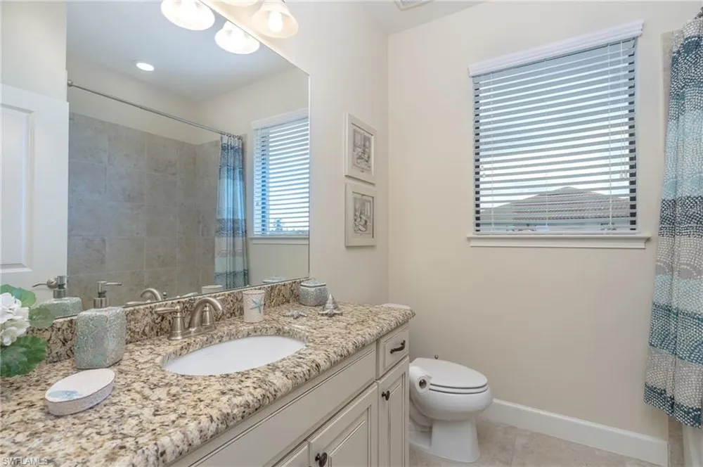 9419 Benvenuto Court #204 Naples, FL 34119