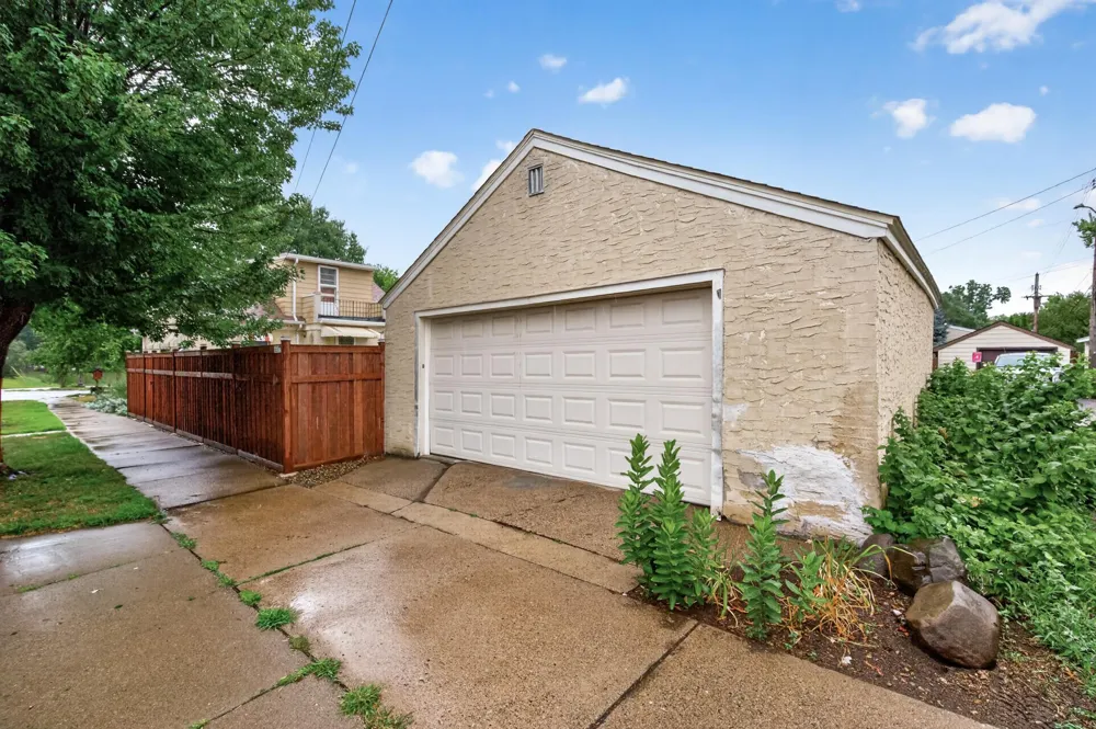 1156 Englewood Avenue Saint Paul, MN 55104
