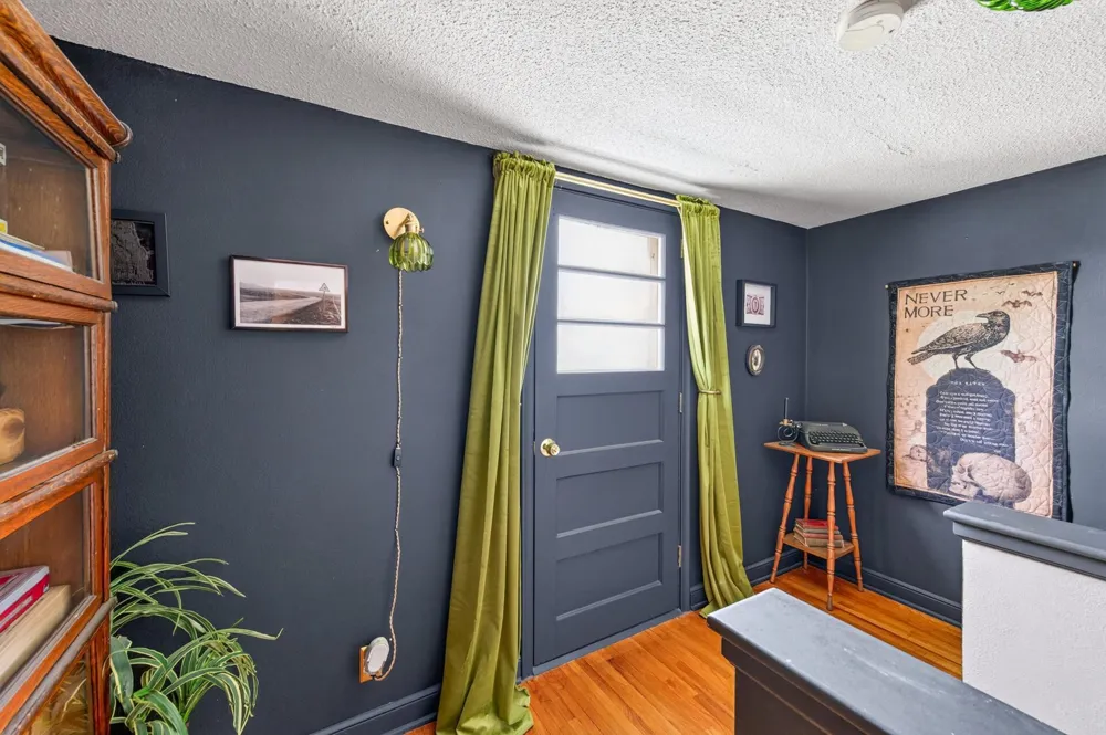 1156 Englewood Avenue Saint Paul, MN 55104