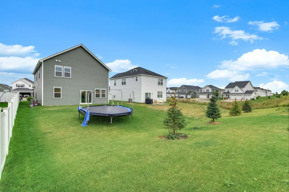 5184 Useppa Trail Woodbury, MN 55129
