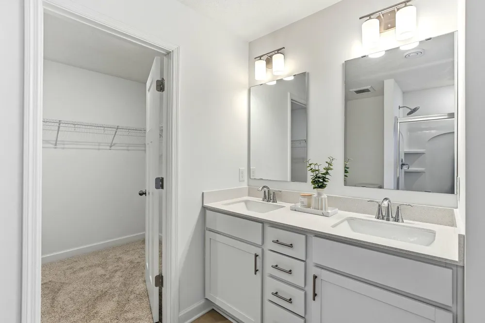 5184 Useppa Trail Woodbury, MN 55129