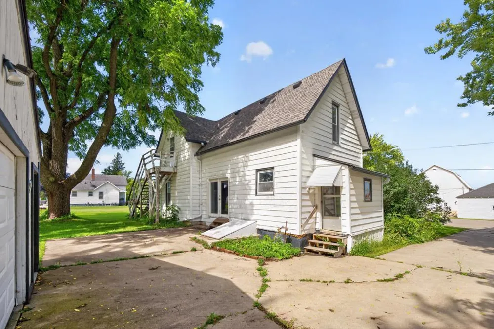 414 E Main Street Racine, MN 55967