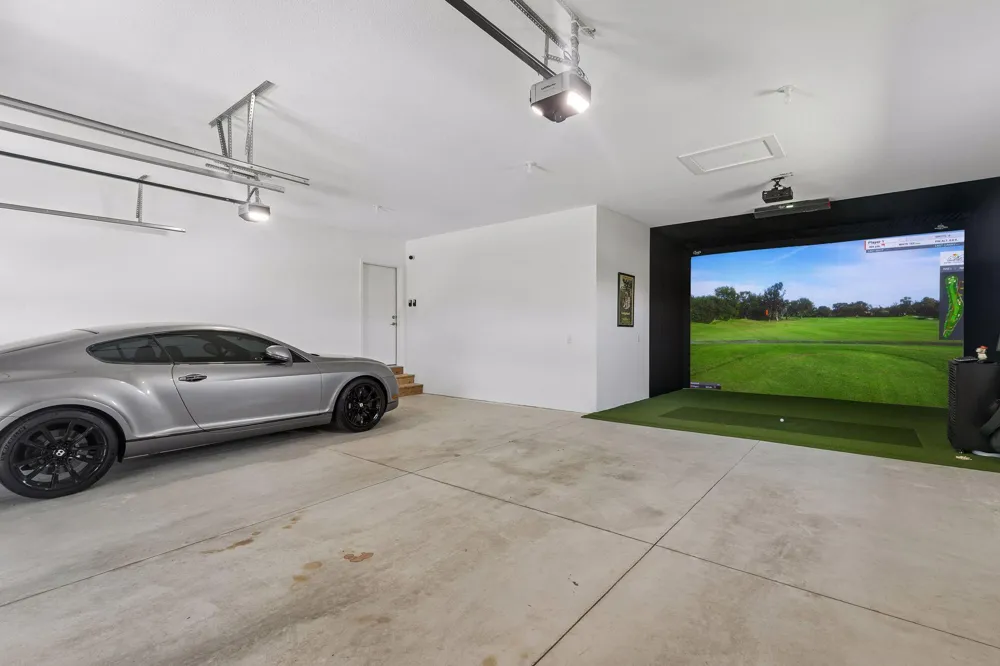 19503 Hammock Avenue Lakeville, MN 55044