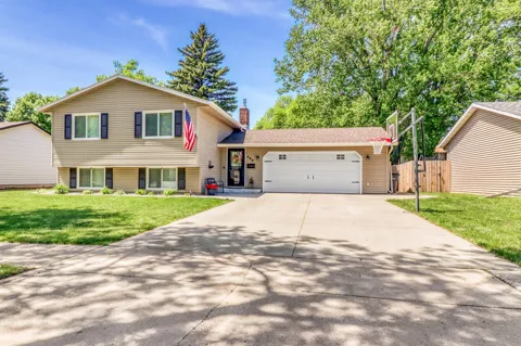409 Oakway