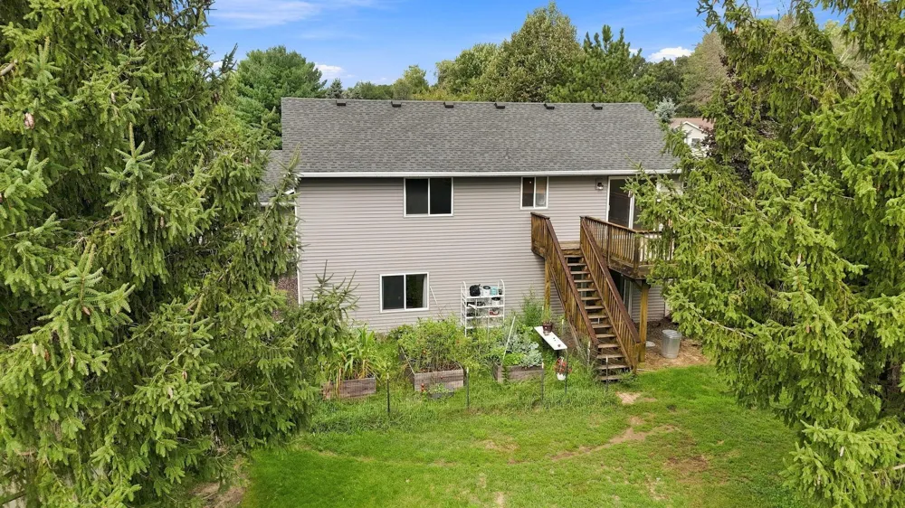 26245 Golden Avenue Wyoming, MN 55092