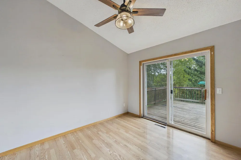 26245 Golden Avenue Wyoming, MN 55092