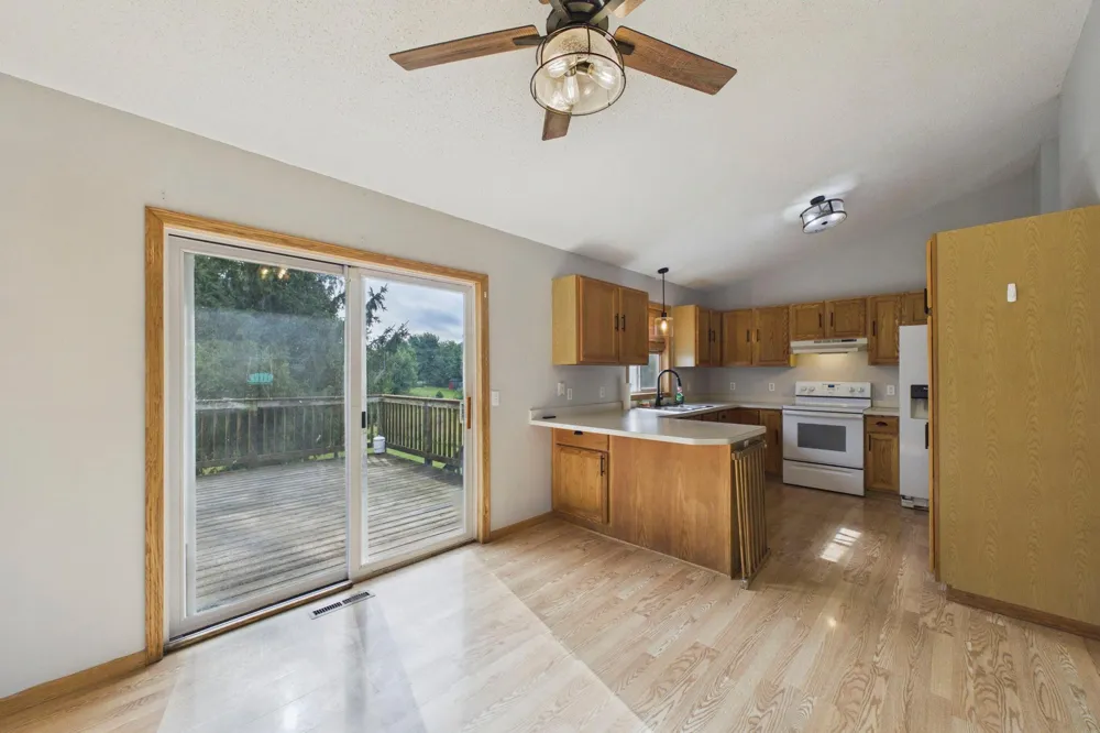 26245 Golden Avenue Wyoming, MN 55092