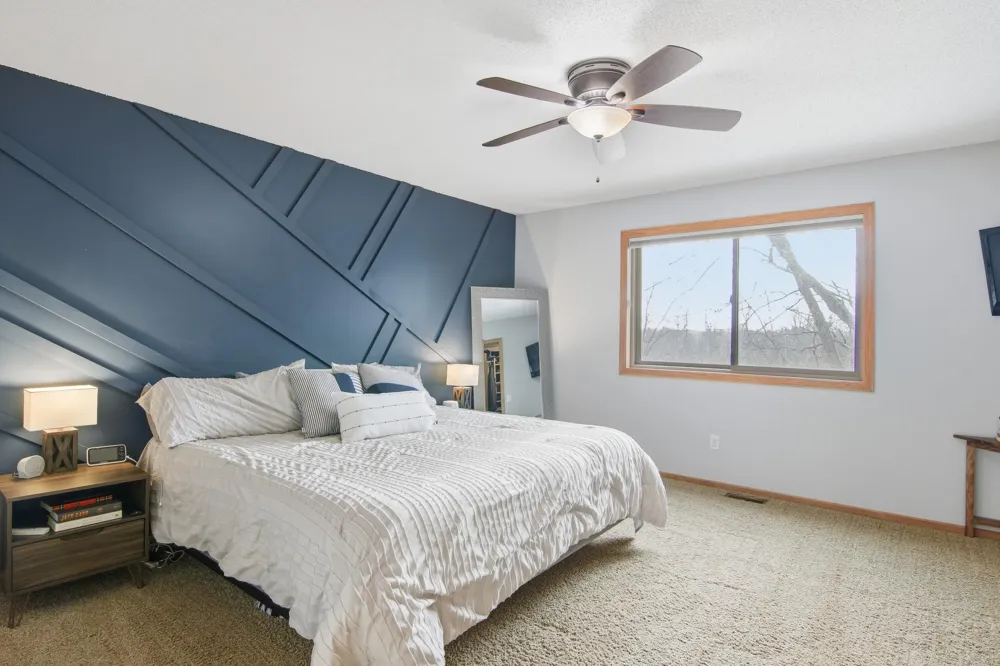 9953 Starlight Drive Woodbury, MN 55125