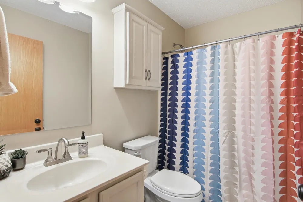 9953 Starlight Drive Woodbury, MN 55125