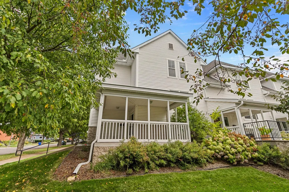 416 Duke Street Saint Paul, MN 55102