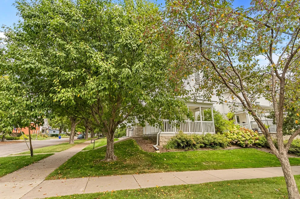 416 Duke Street Saint Paul, MN 55102