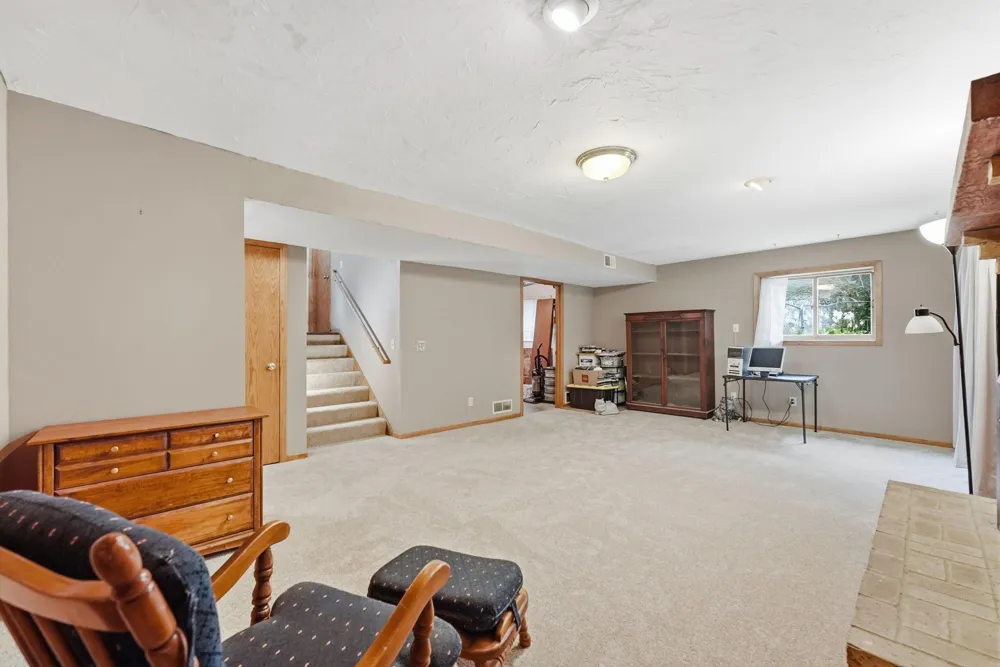 3287 Spruce Trail SW Prior Lake, MN 55372