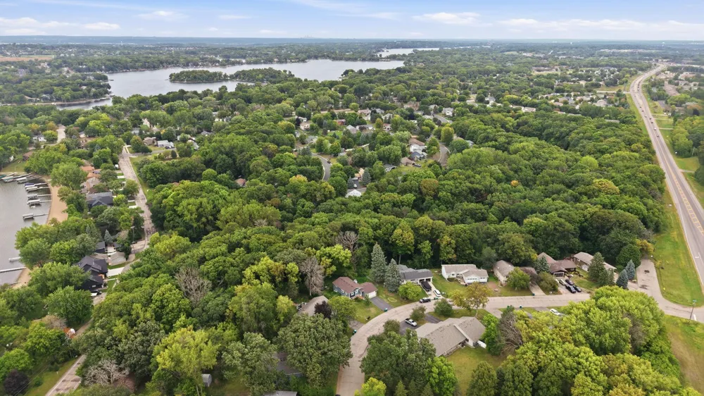 3287 Spruce Trail SW Prior Lake, MN 55372