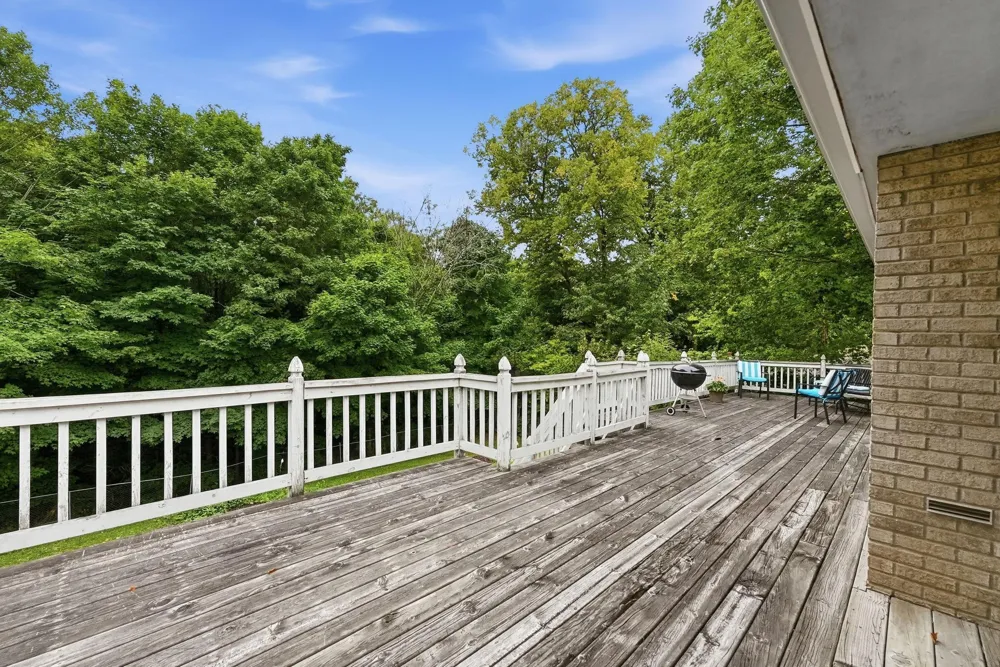 3287 Spruce Trail SW Prior Lake, MN 55372