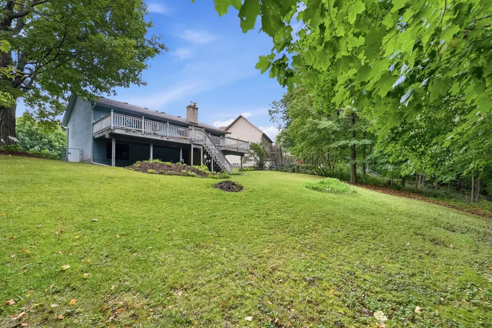 3287 Spruce Trail SW Prior Lake, MN 55372