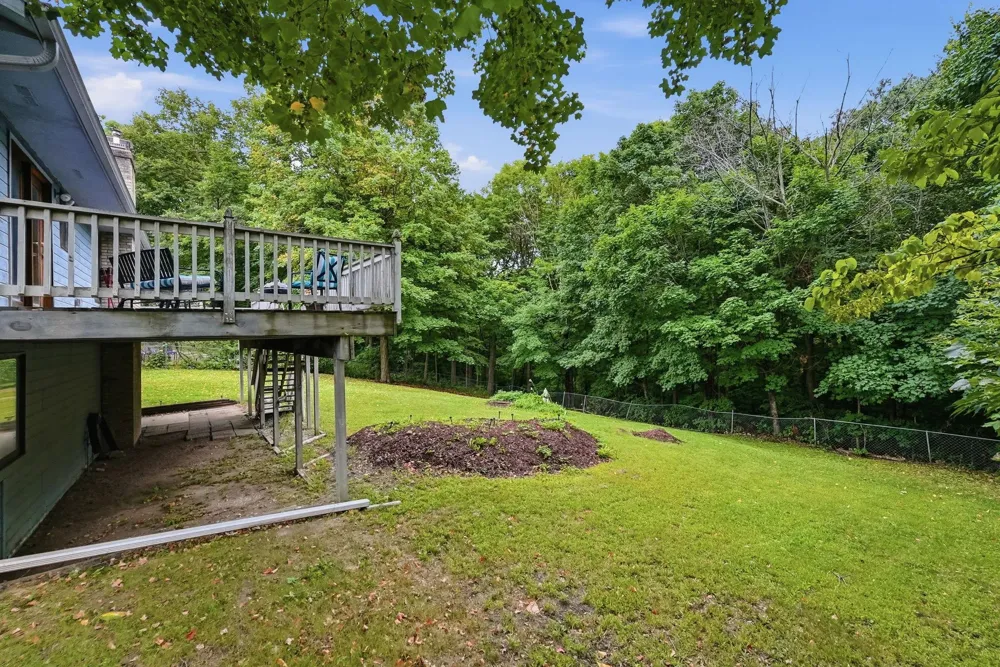 3287 Spruce Trail SW Prior Lake, MN 55372