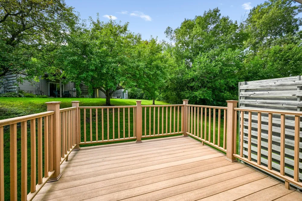 3761 Robin Lane Eagan, MN 55122