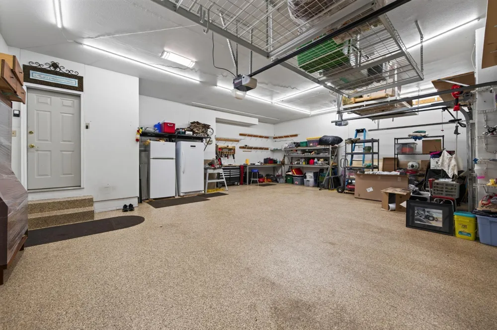 10817 Cambridge Court Burnsville, MN 55337