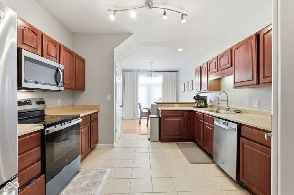 2248 Brightwell Place Indianapolis, IN 46260