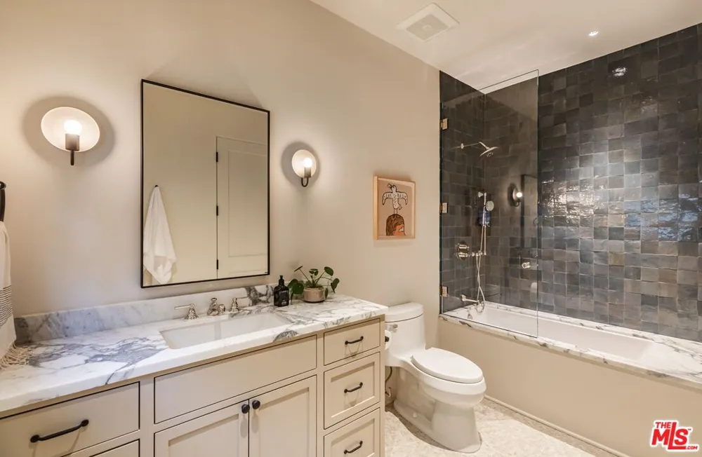 976 Alpine Drive Beverly Hills, CA 90210