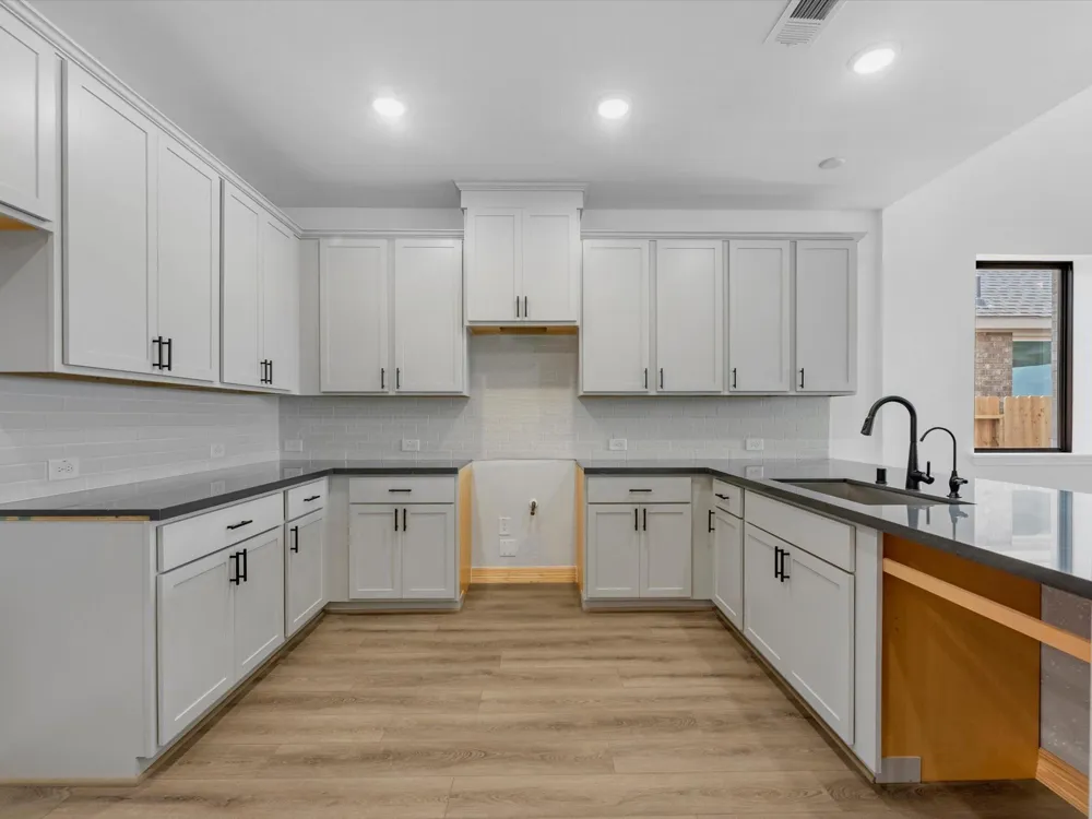 328 Juniper Pass Drive Brookshire, TX 77423