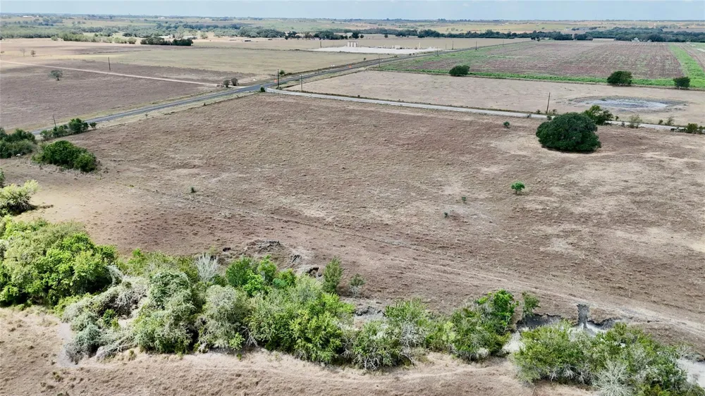 2 County Road 366 Shiner, TX 77984