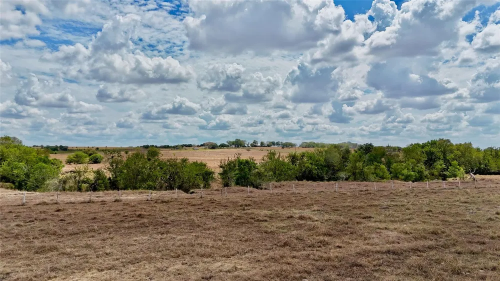 2 County Road 366 Shiner, TX 77984