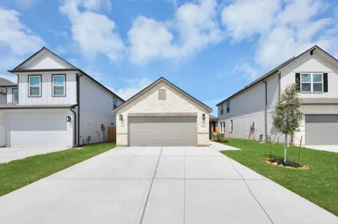 18534 Athena Flower Drive