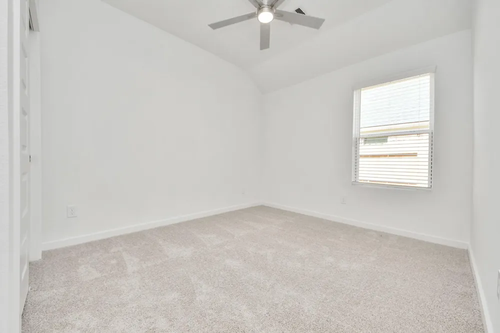18534 Athena Flower Drive Fresno, TX 77545
