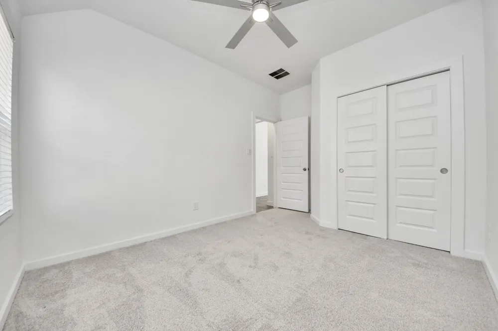 18534 Athena Flower Drive Fresno, TX 77545