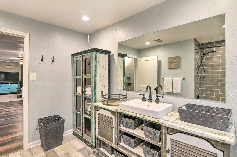3917 Avenue P 1/2 Galveston, TX 77550