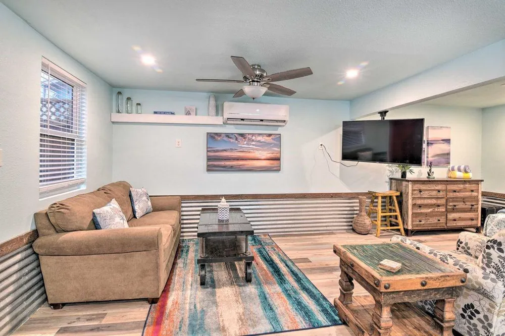 3917 Avenue P 1/2 Galveston, TX 77550