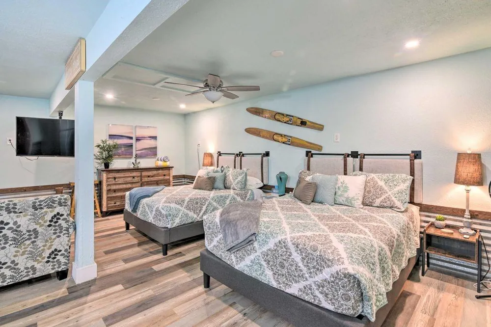 3917 Avenue P 1/2 Galveston, TX 77550