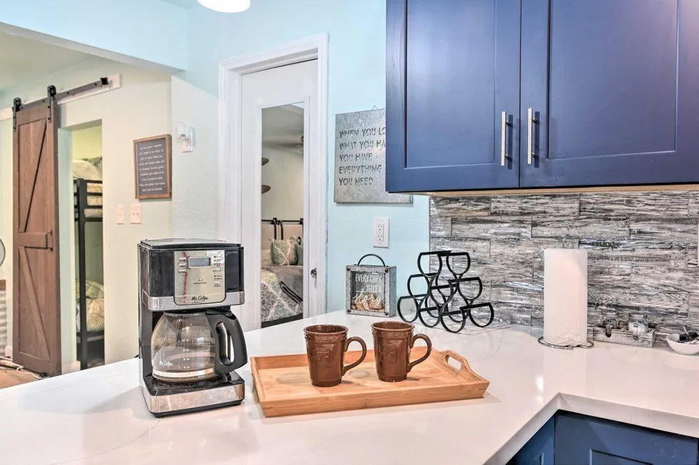 3917 Avenue P 1/2 Galveston, TX 77550