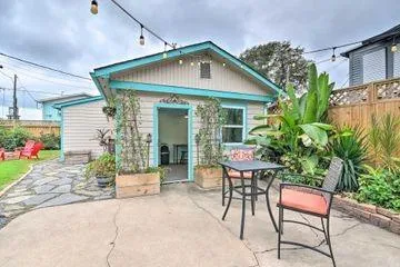 3917 Avenue P 1/2 Galveston, TX 77550