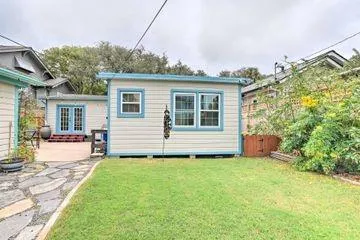3917 Avenue P 1/2 Galveston, TX 77550