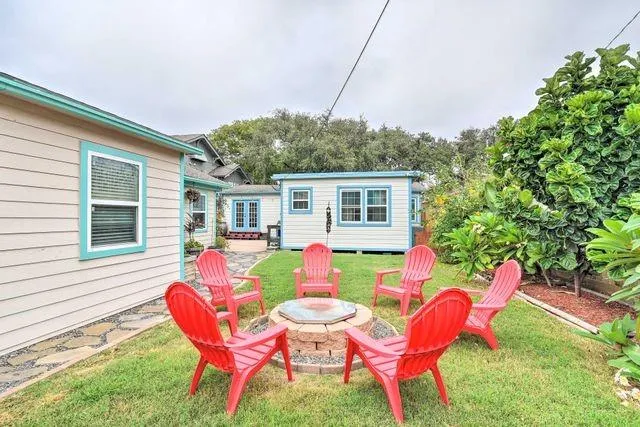 3917 Avenue P 1/2 Galveston, TX 77550