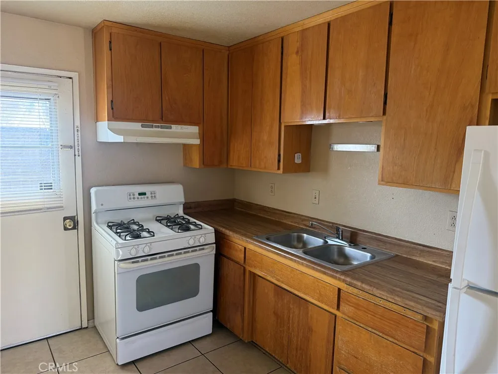 74017 Cactus 29 Palms, CA 92277