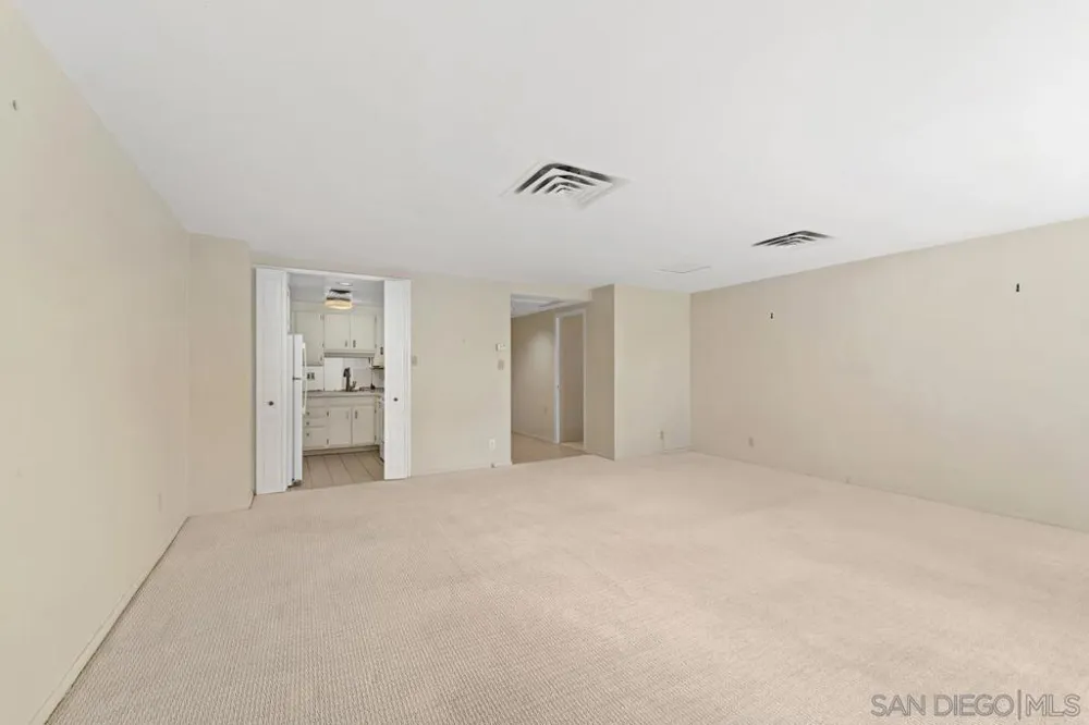 939 Coast BLVD #4H La Jolla, CA 92037