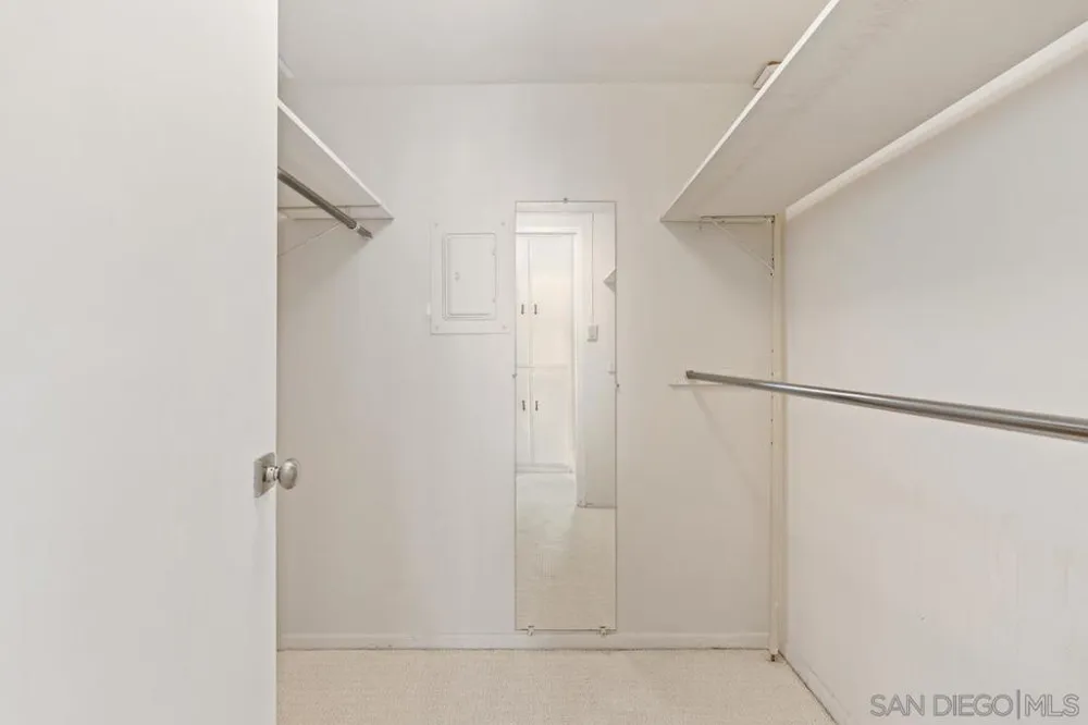 939 Coast BLVD #4H La Jolla, CA 92037